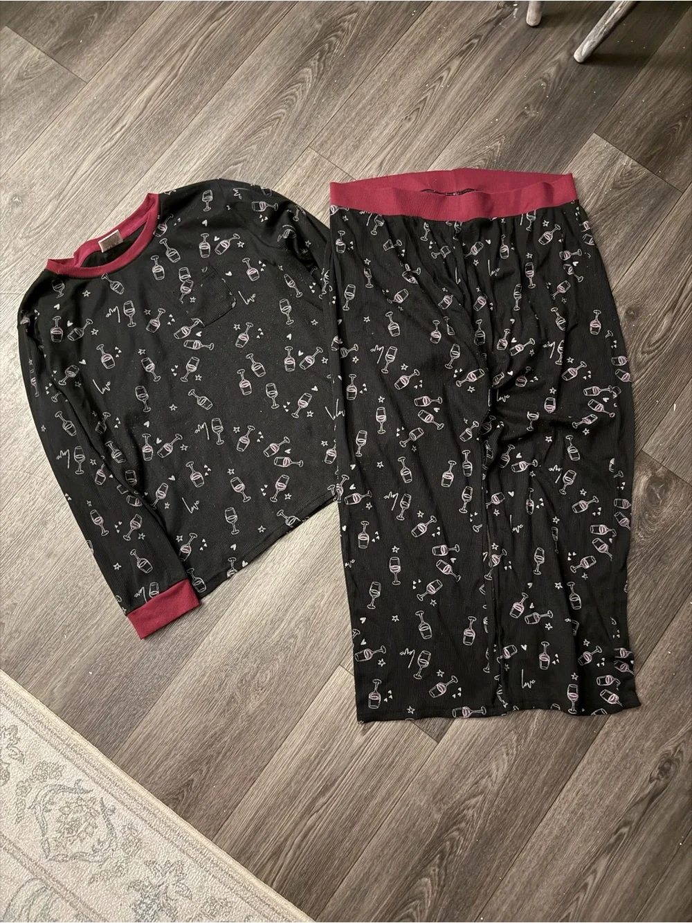 Women Black and Burgundy Wine Glass Print Pajama Set